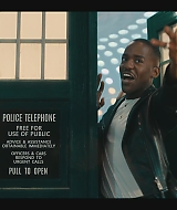 DoctorWho1x07-Caps-0003.jpg