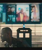 DoctorWho1x07-Caps-0174.jpg